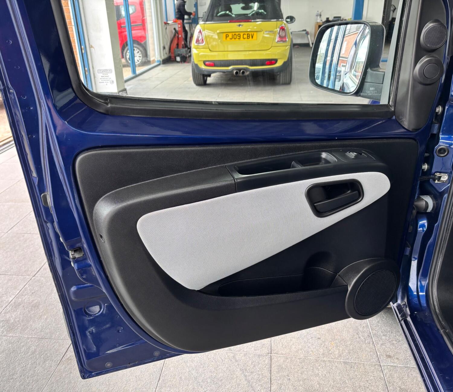 Used Fiat Qubo 2013 for sale - 77605309: Photo 23