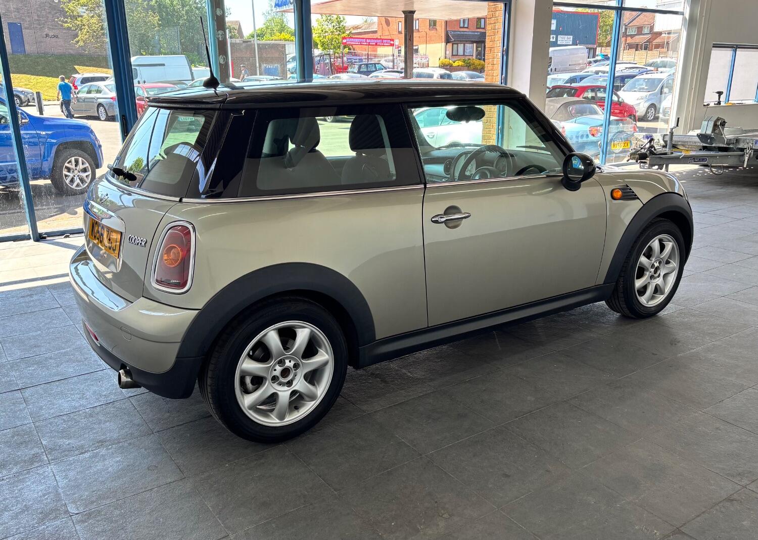 Used MINI Hatch 2007 for sale - 77605298: Photo 25