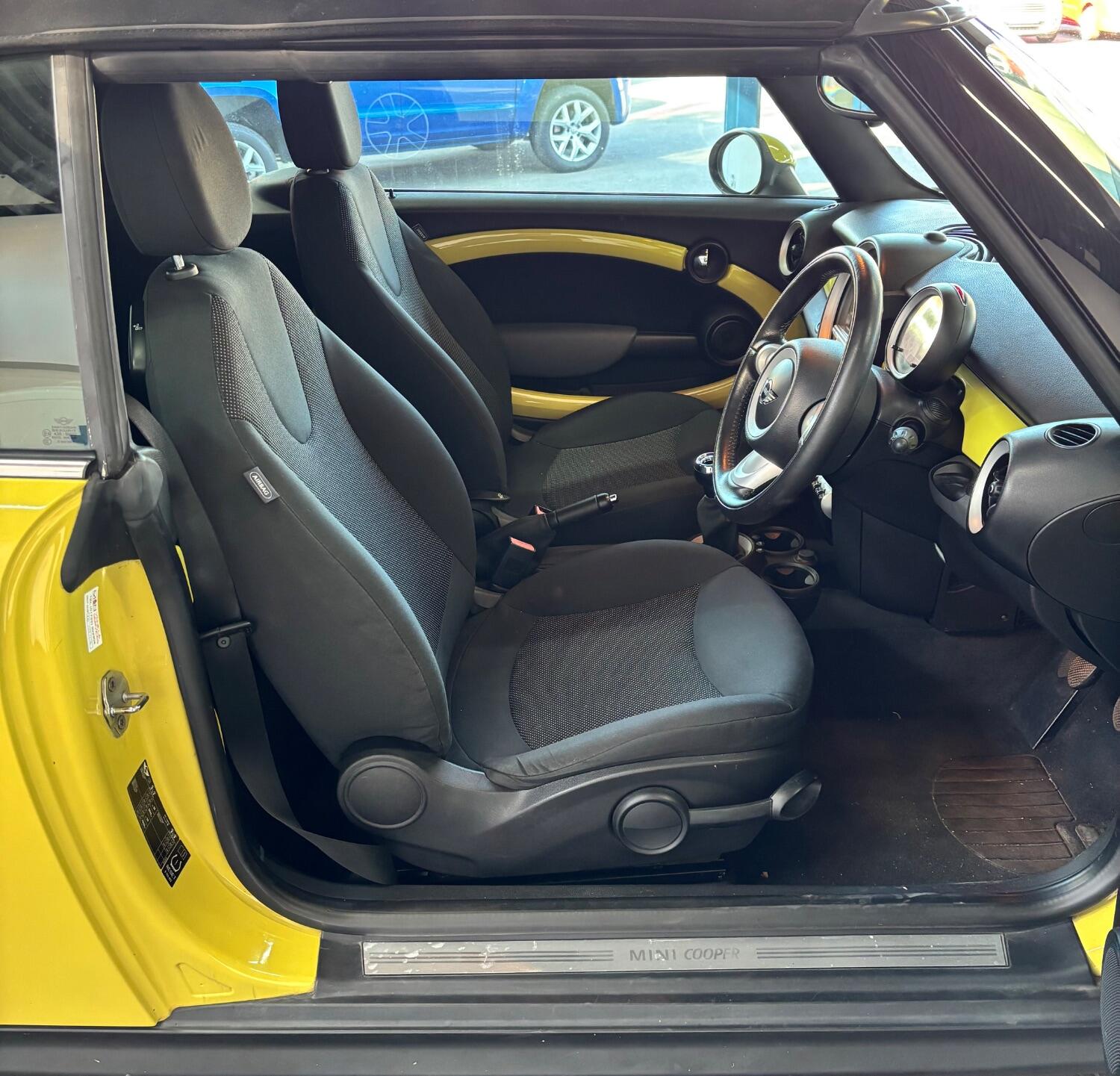 Used MINI Convertible 2009 for sale - 77605305: Photo 20