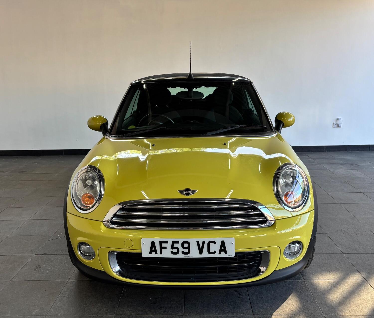 Used MINI Convertible 2009 for sale - 77605305: Photo 3
