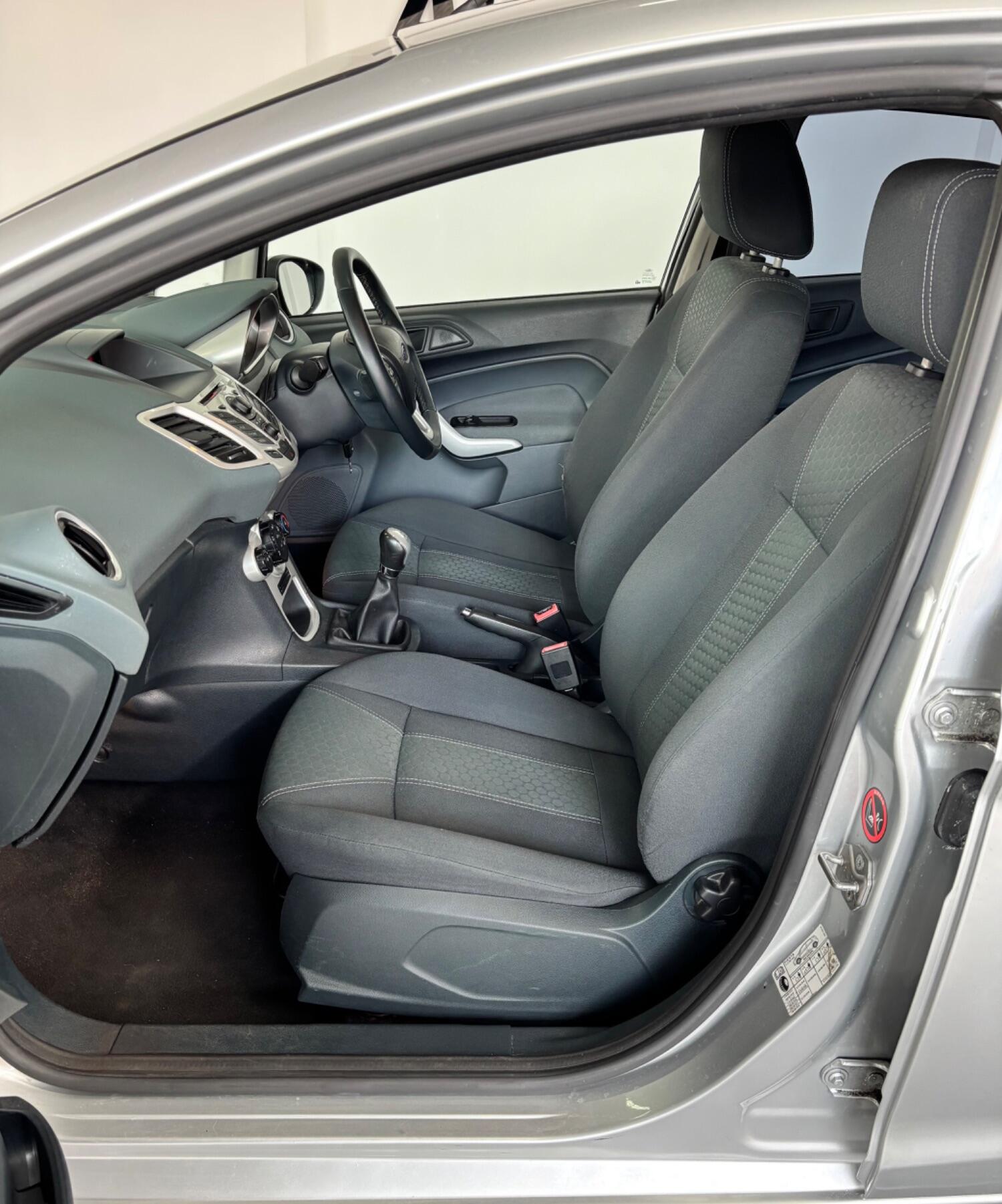 Used Ford Fiesta 2011 for sale - 77609869: Photo 13