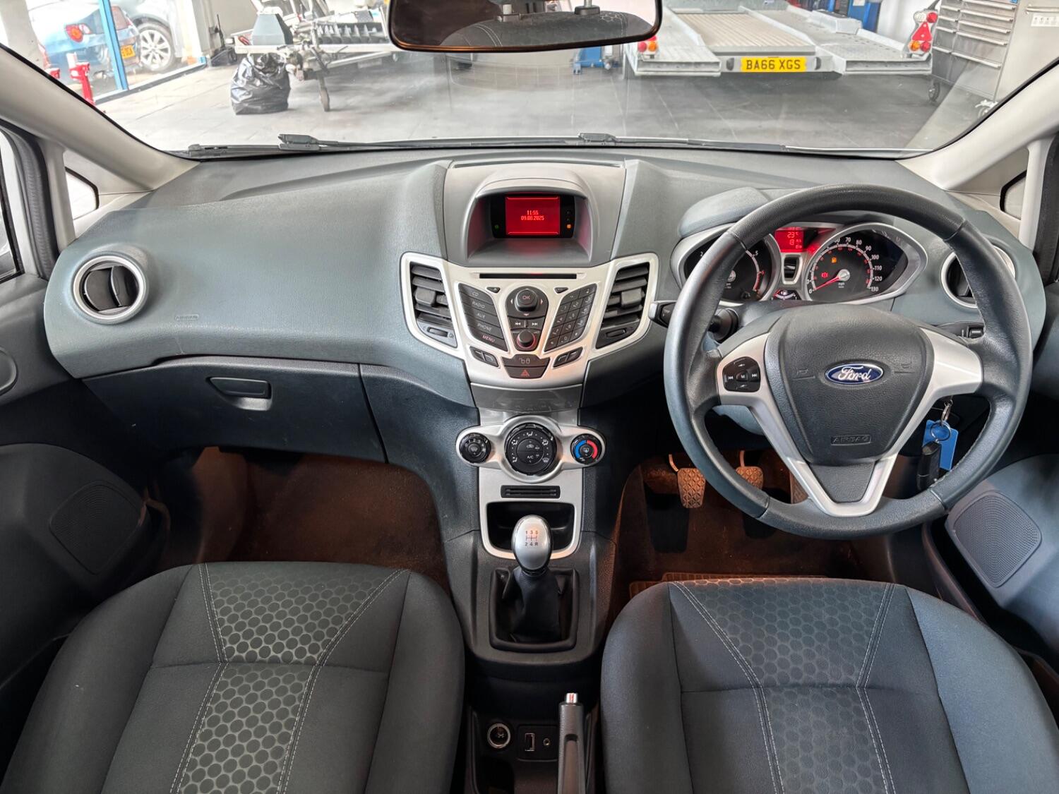 Used Ford Fiesta 2011 for sale - 77609869: Photo 14