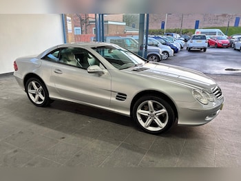 Used Mercedes-Benz SL 2003 for sale - 77605310: Photo