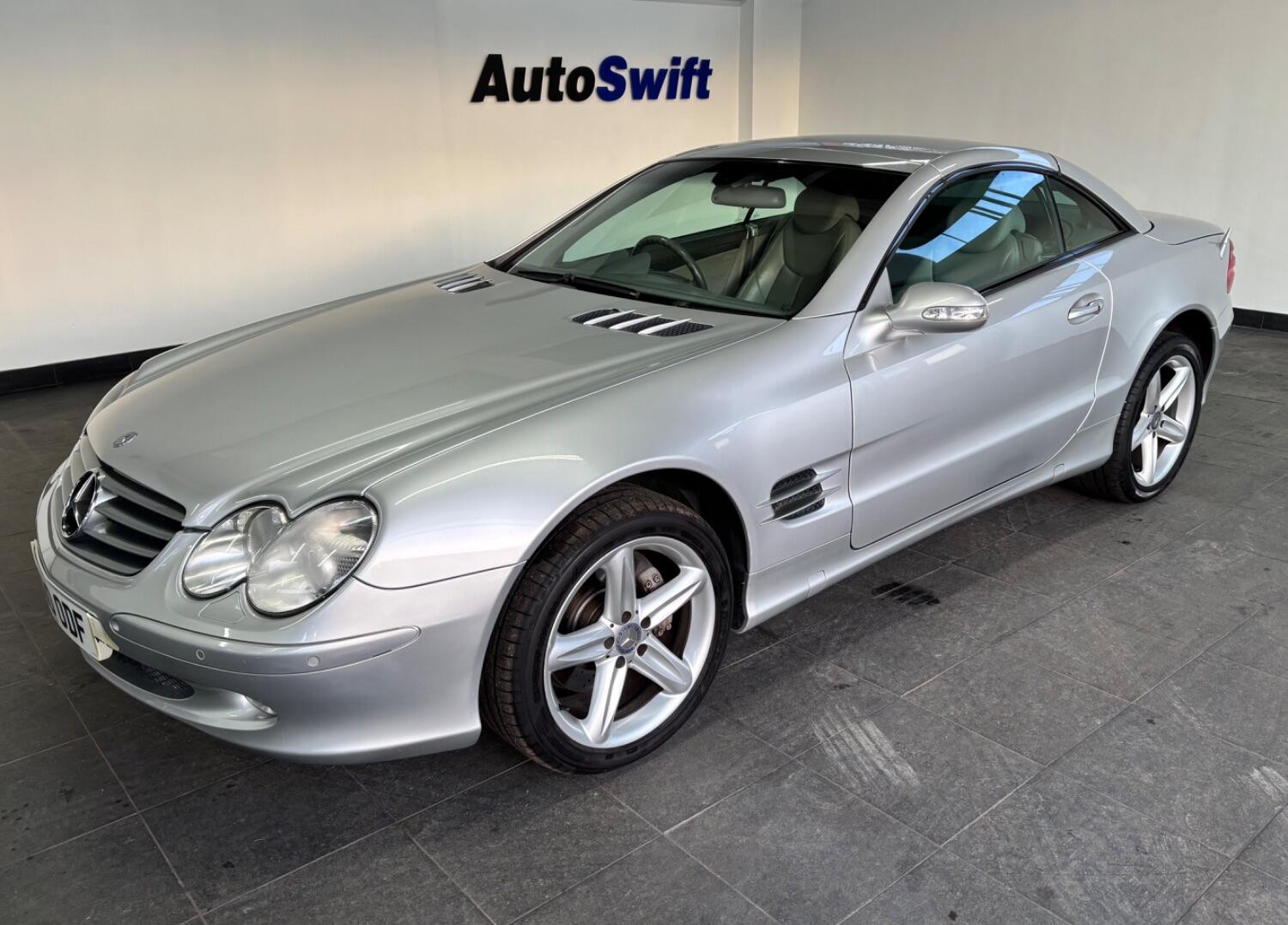 Used Mercedes-Benz SL 2003 for sale - 77605310: Photo 3