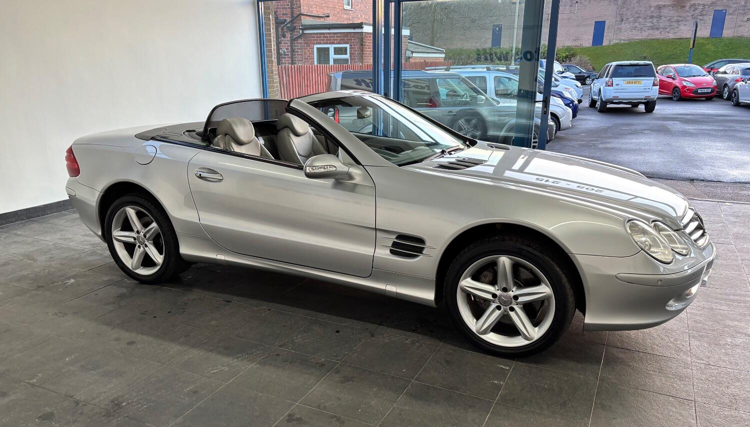 Used Mercedes-Benz SL 2003 for sale - 77605310: Photo 37
