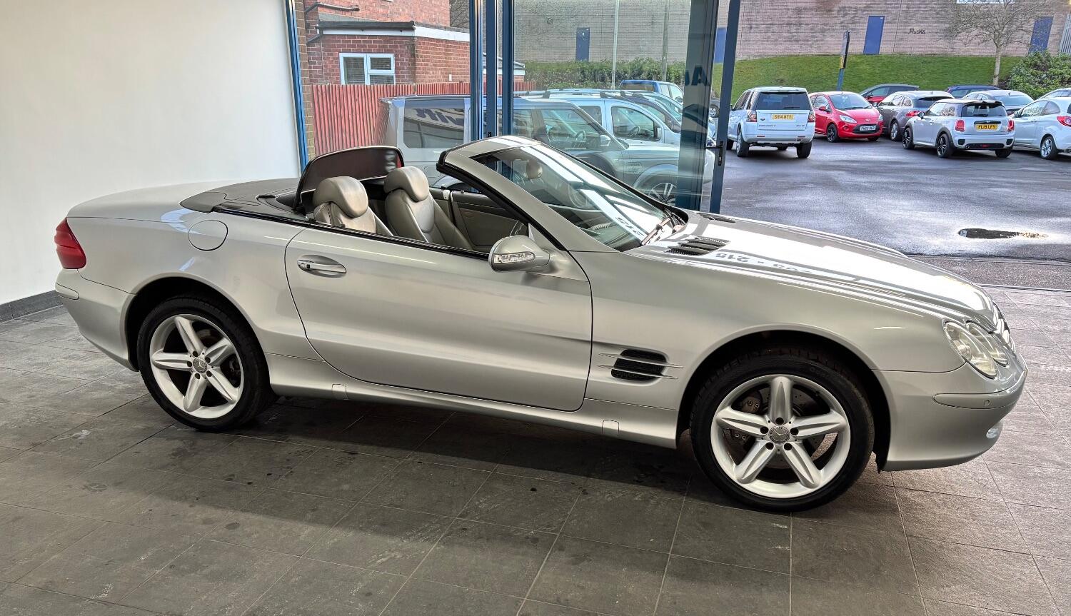 Used Mercedes-Benz SL 2003 for sale - 77605310: Photo 38