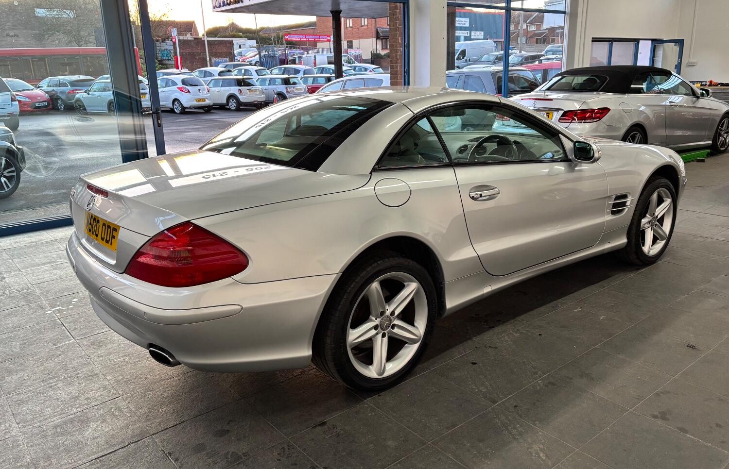 Used Mercedes-Benz SL 2003 for sale - 77605310: Photo 44