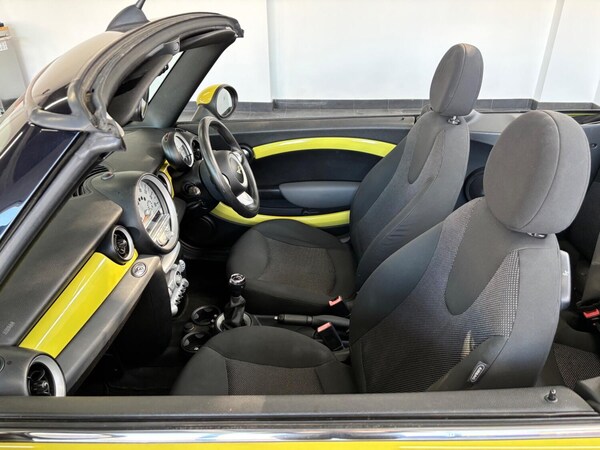 Used MINI Convertible 2009 for sale - 74639898: Photo 15