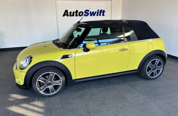 Used MINI Convertible 2009 for sale - 74639898: Photo 26