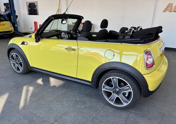 Used MINI Convertible 2009 for sale - 74639898: Photo 9