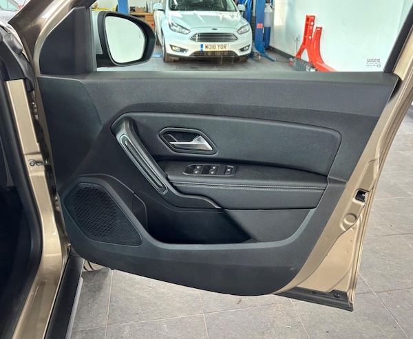 Used Dacia Duster 2018 for sale - 74556713: Photo 21