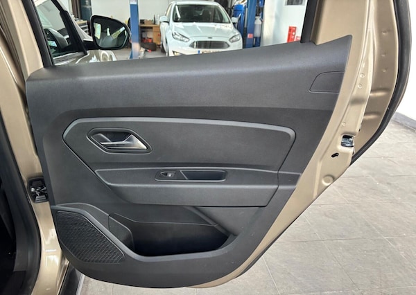 Used Dacia Duster 2018 for sale - 74556713: Photo 23