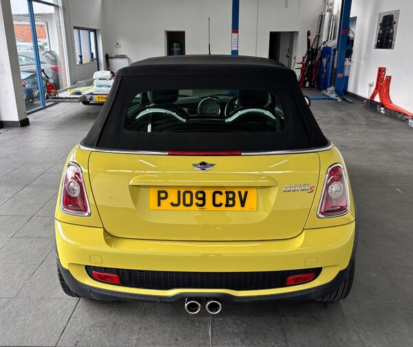 Used MINI Convertible 2009 for sale - 73894959: Photo 27