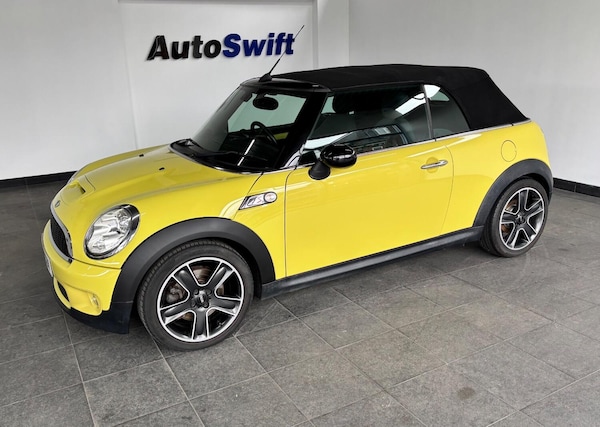 Used MINI Convertible 2009 for sale - 73894959: Photo 41