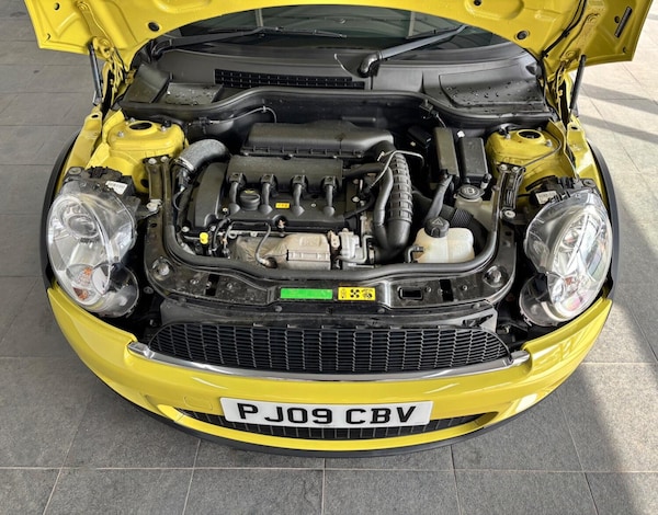 Used MINI Convertible 2009 for sale - 73894959: Photo 50