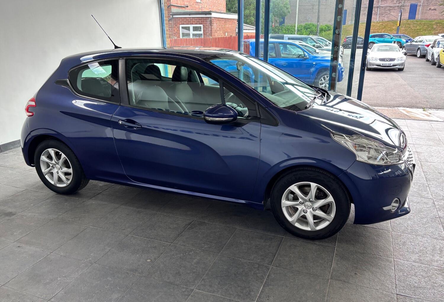 Used Peugeot 208 2015 for sale - 77609863: Photo 20