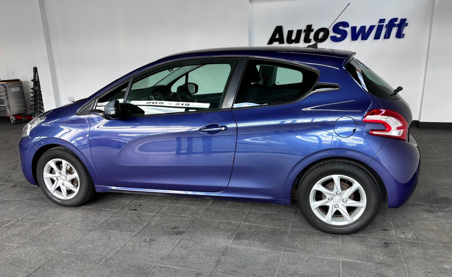 Used Peugeot 208 2015 for sale - 77609863: Photo 7