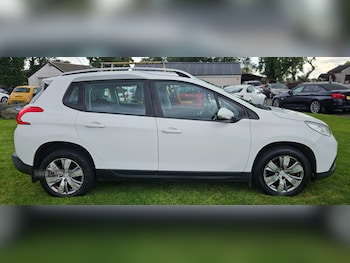 Used Peugeot 2008 2015 for sale - 79485251: Photo