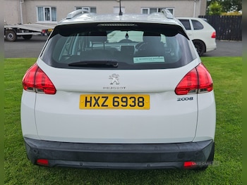 Used Peugeot 2008 2015 for sale - 79485251: Photo