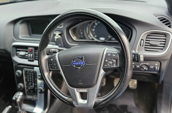 Used Volvo V40 2015 for sale - 78059215: Photo 9