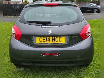 Used Peugeot 208 2014 for sale - 79085913: Photo