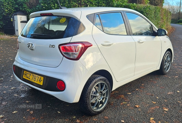 Used Hyundai i10 2017 for sale - 76729514: Photo 3