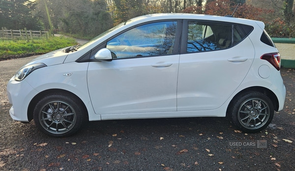 Used Hyundai i10 2017 for sale - 76729514: Photo 6