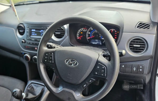 Used Hyundai i10 2017 for sale - 76729514: Photo 9