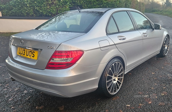 Used Mercedes-Benz C Class 2013 for sale - 76729484: Photo 3