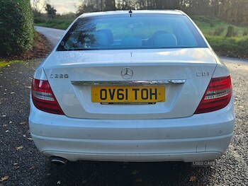 Used Mercedes-Benz C Class 2011 for sale - 76671960: Photo