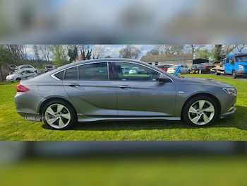 Used Vauxhall Insignia 2018 for sale - 78335851: Photo