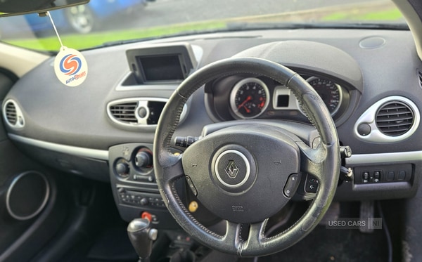 Used Renault Clio 2011 for sale - 76327507: Photo 10