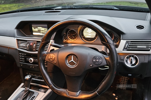 Used Mercedes-Benz E Class 2011 for sale - 77637997: Photo 10