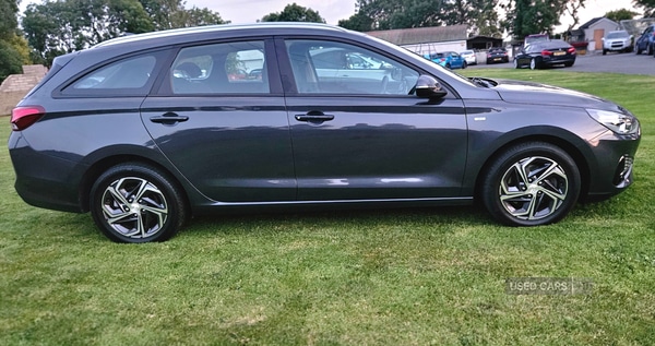 Used Hyundai i30 2022 for sale - 76327512: Photo 2