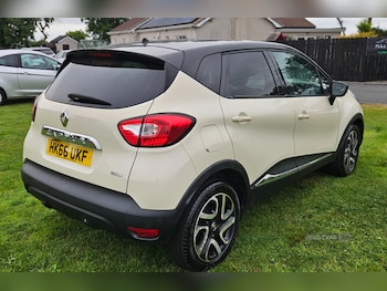 Used Renault Captur 2016 for sale - 79401745: Photo