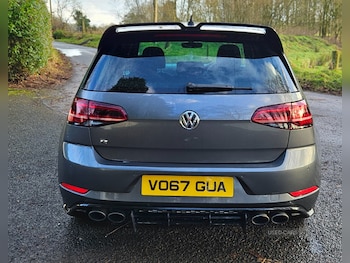 Used Volkswagen Golf 2017 for sale - 78549399: Photo
