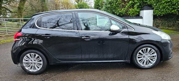 Used Peugeot 208 2016 for sale - 77401077: Photo 2