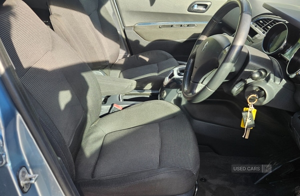 Used Peugeot 5008 2010 for sale - 78059244: Photo 11