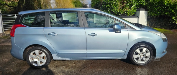 Used Peugeot 5008 2010 for sale - 78059244: Photo 2