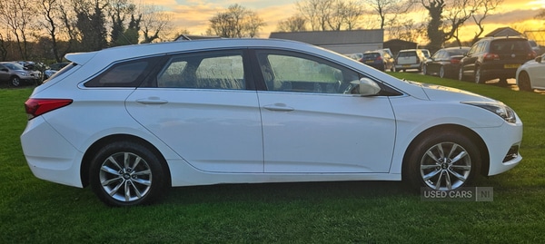 Used Hyundai i40 2015 for sale - 76551496: Photo 2