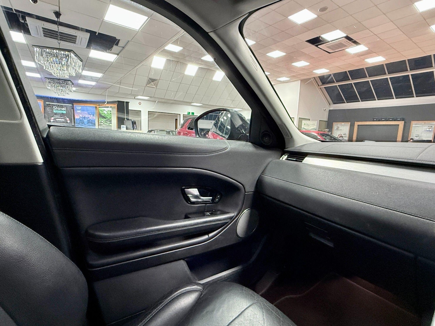 Used Land Rover Range Rover Evoque 2015 for sale - 77410913: Photo 24