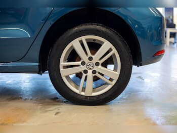 Used Volkswagen Polo 2017 for sale - 76825135: Photo