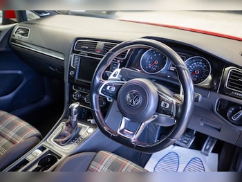 Used Volkswagen Golf 2016 for sale - 78350279: Photo