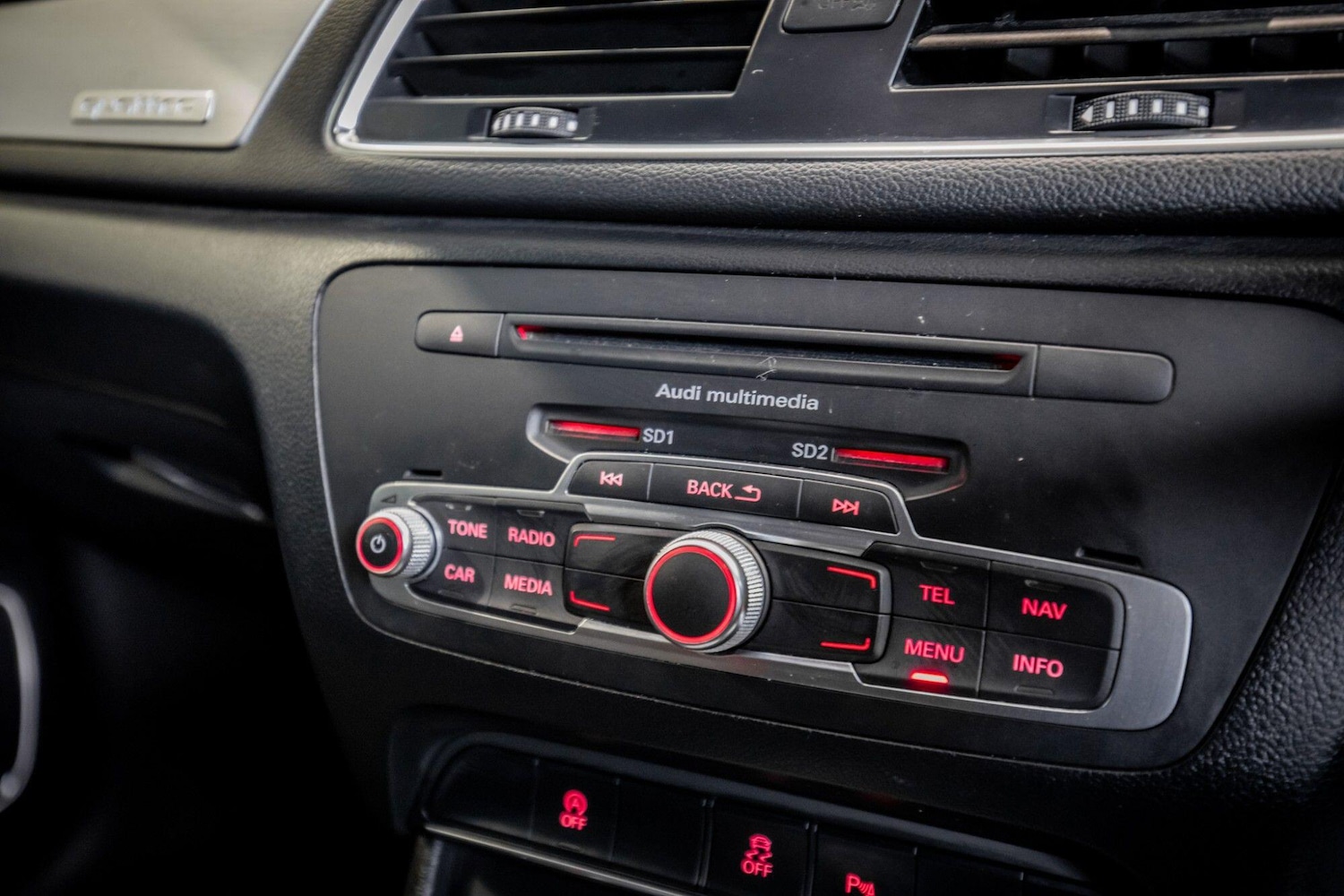 Used Audi Q3 2012 for sale - 78203734: Photo 28