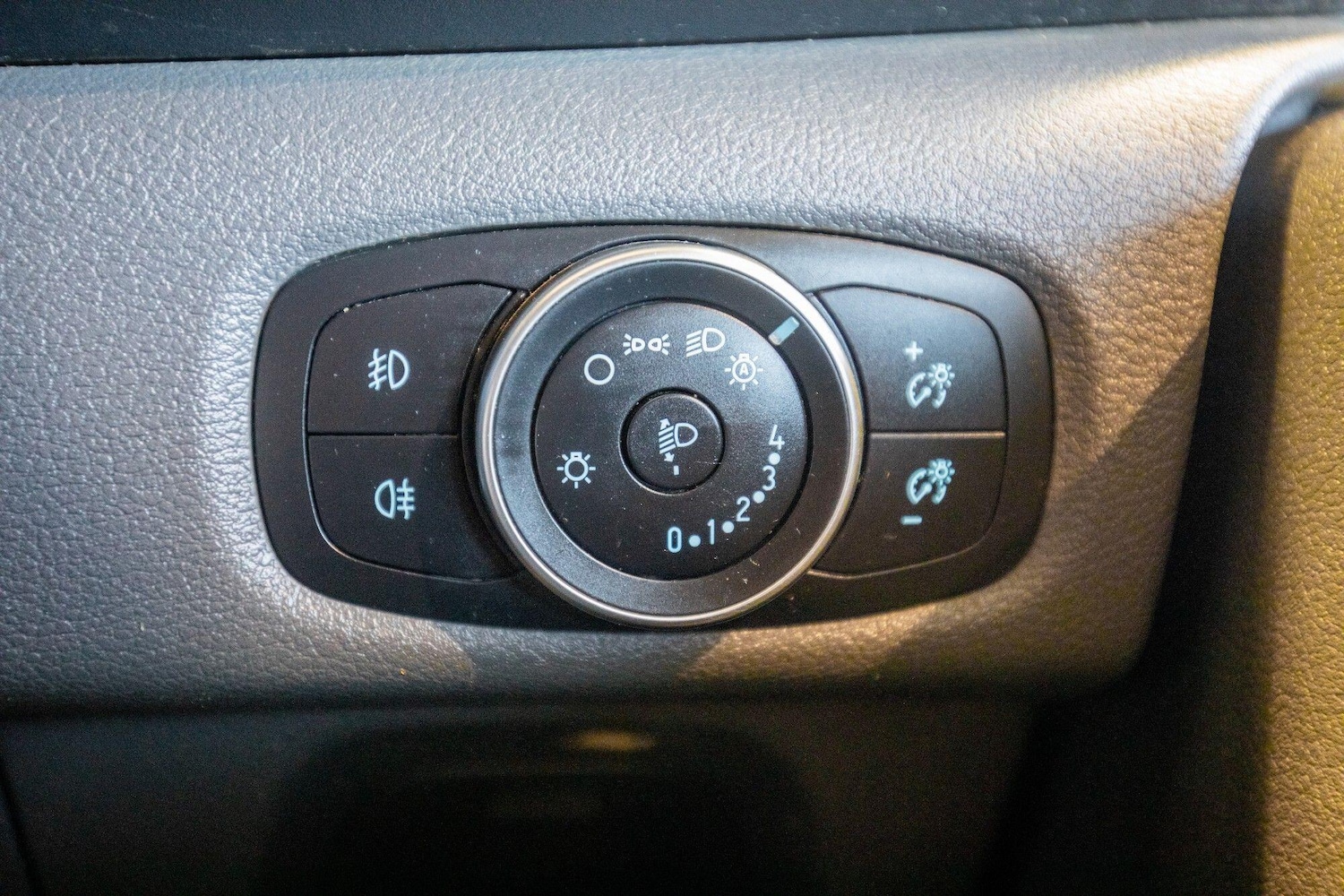 Used Ford Transit Custom for sale - 76825016: Photo 31