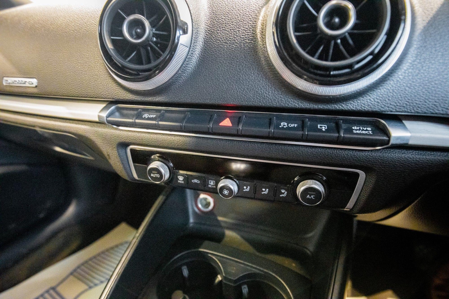 Used Audi A3 2016 for sale - 76952623: Photo 28