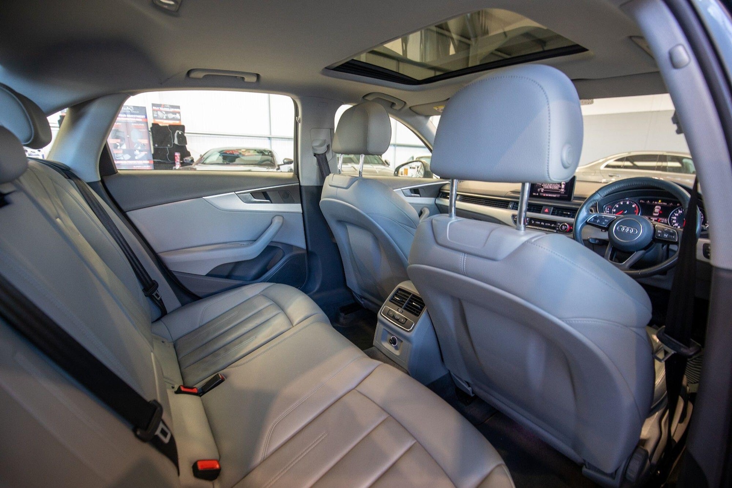 Used Audi A4 2019 for sale - 76824886: Photo 13