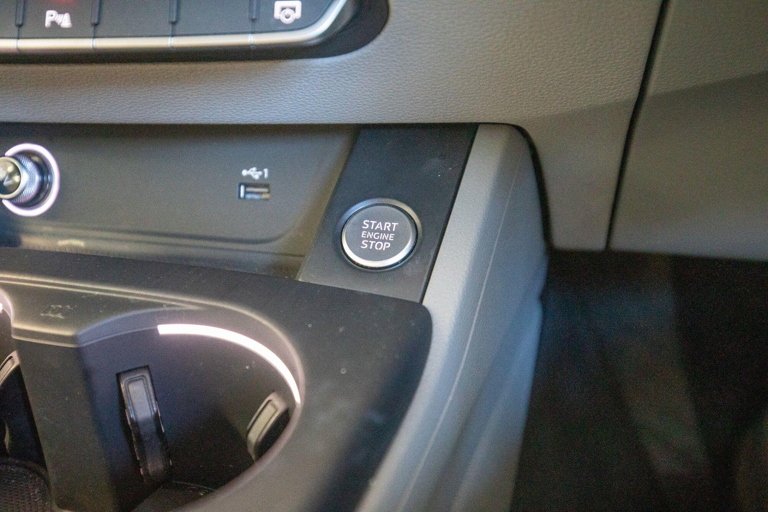 Used Audi A4 2019 for sale - 76824886: Photo 30