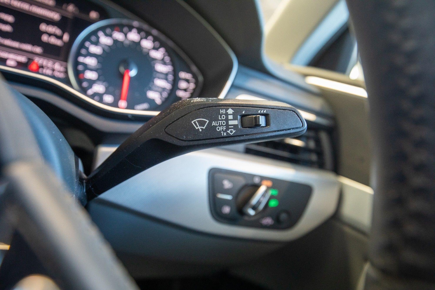 Used Audi A4 2019 for sale - 76824886: Photo 37