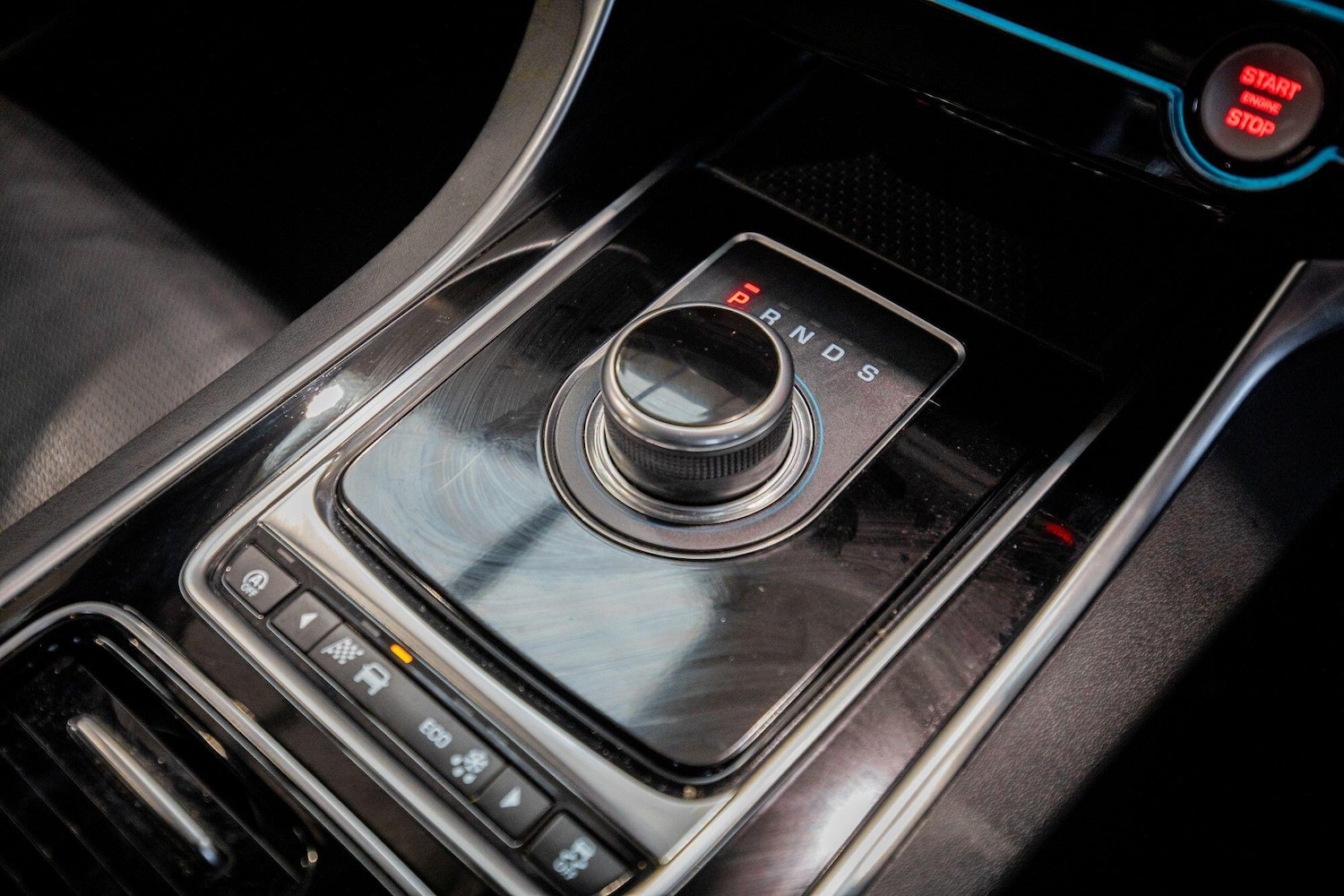 Used Jaguar XE 2018 for sale - 77597929: Photo 28